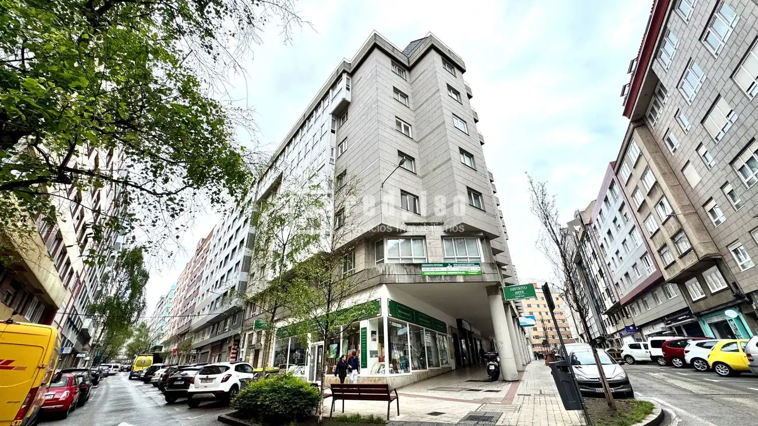 Vista exterior de Oficina en venda en A Coruña Capital  amb Calefacció