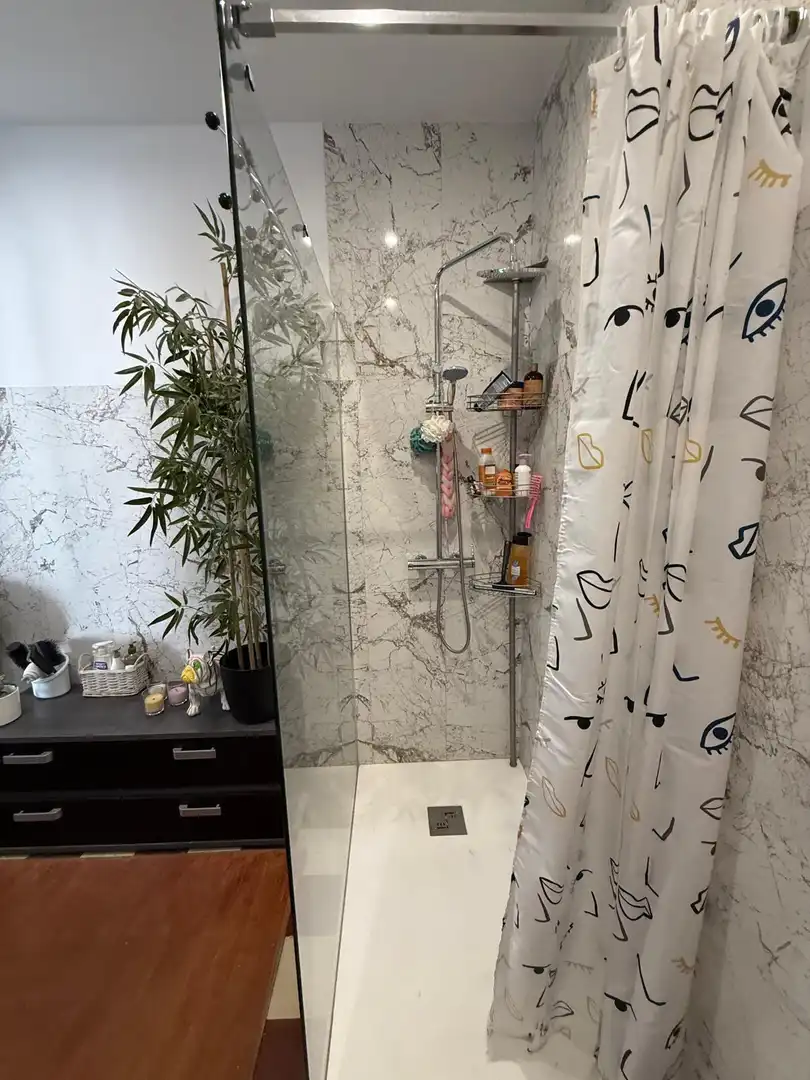 Bany de Casa o xalet en venda en Chimeneas amb Aire condicionat, Calefacció i Jardí privat