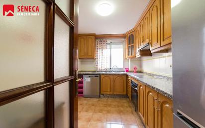 Flat for sale in Calle Arcos de la Frontera, Fátima - Levante