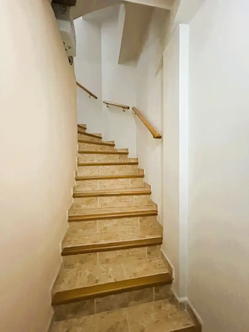 Casa adosada en venta en Manises con Terraza