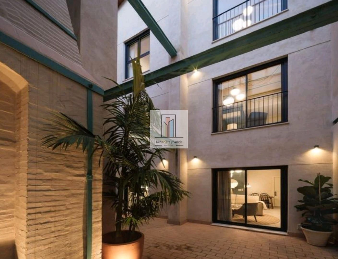 Exterior view of Building for sale in  Sevilla Capital