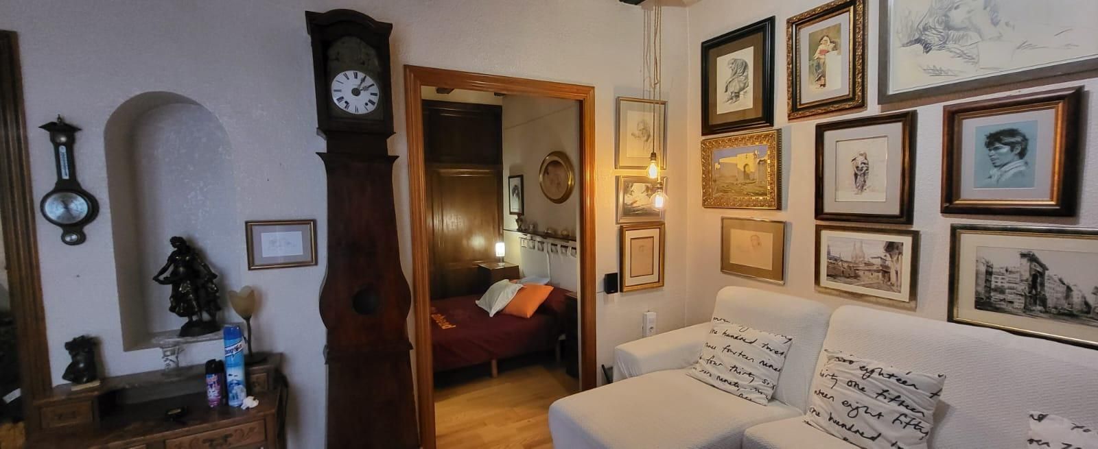 Sala d'estar de Pis de lloguer en  Valencia Capital amb Aire condicionat, Parquet i Balcó