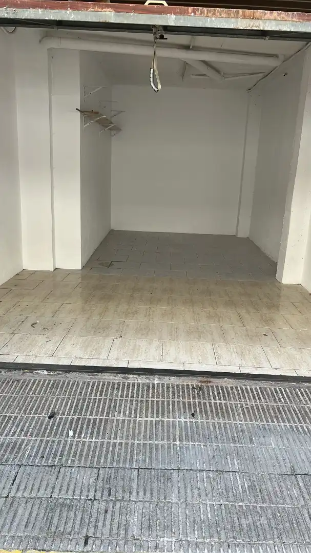 Aparcamiento con ascensor en venta en Carrer Santa Bàrbara 53, imagen 3