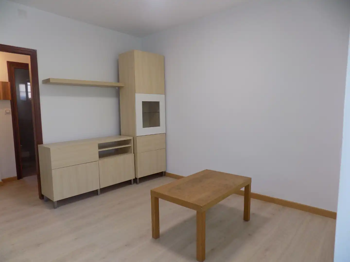 Sala d'estar de Pis de lloguer en Madrid amb Calefacció, Terrassa i Forn