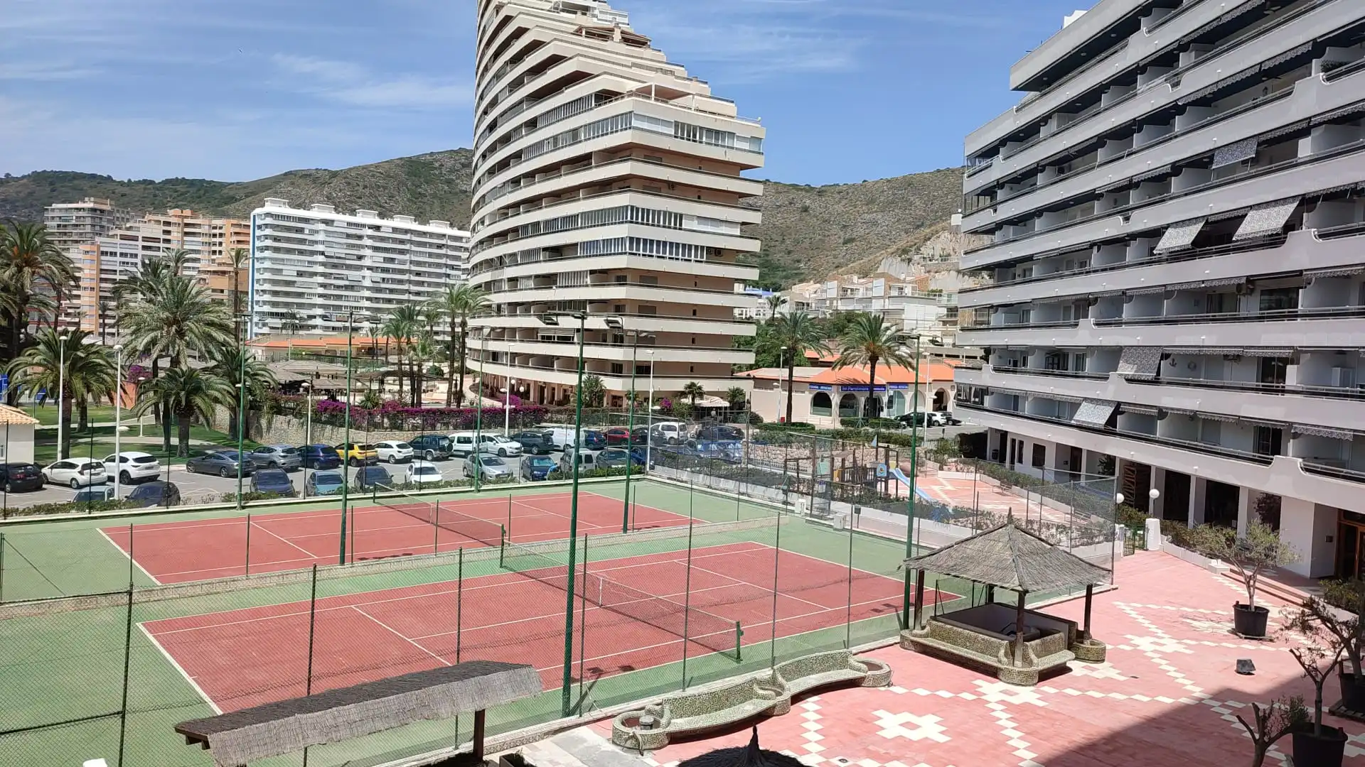 Exterior view of Apartments for rent in Cullera  with Terrace, Furnished and Oven