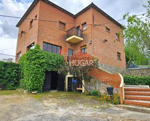Exterior view of House or chalet for sale in Ávila Capital  with Heating, Private garden and Parquet flooring