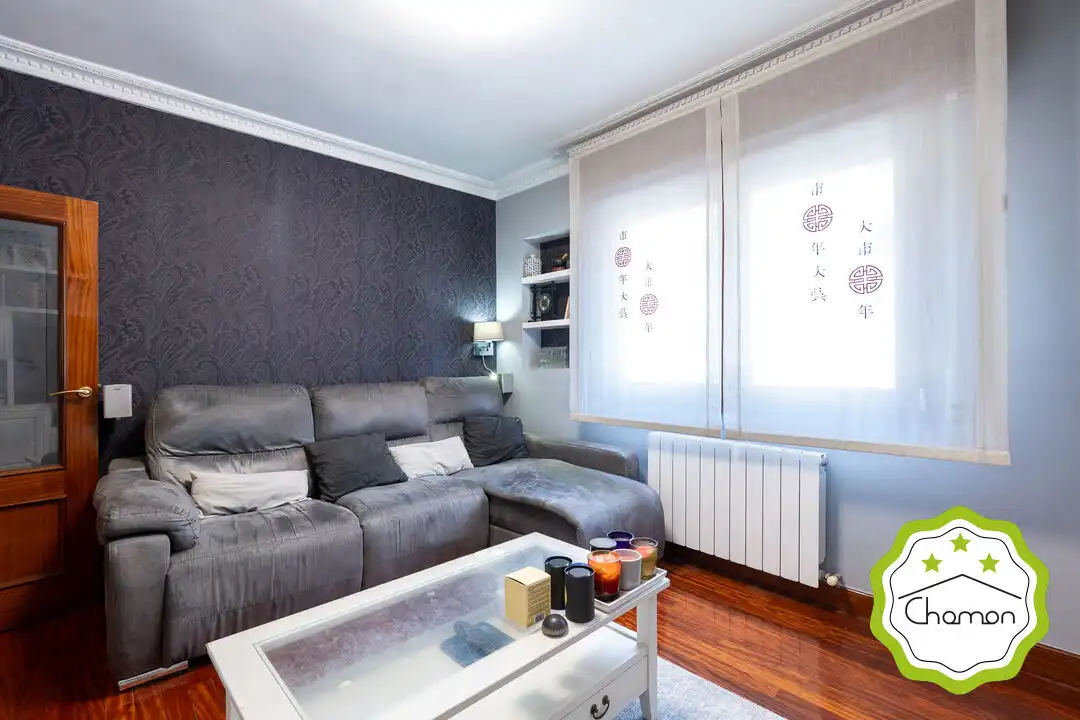 Living room of Flat for sale in Santurtzi   with Heating and Storage room