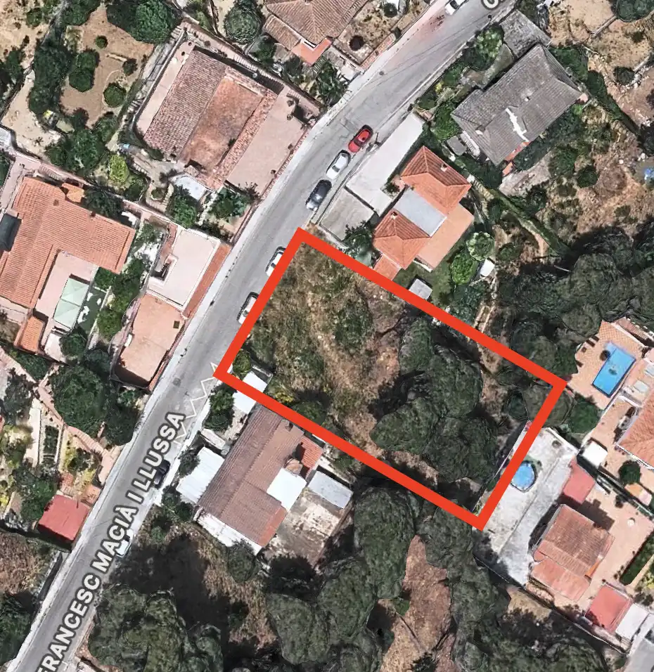 Terreni e lotti in vendita a CL FRANCESC MACIA I LLUSSA