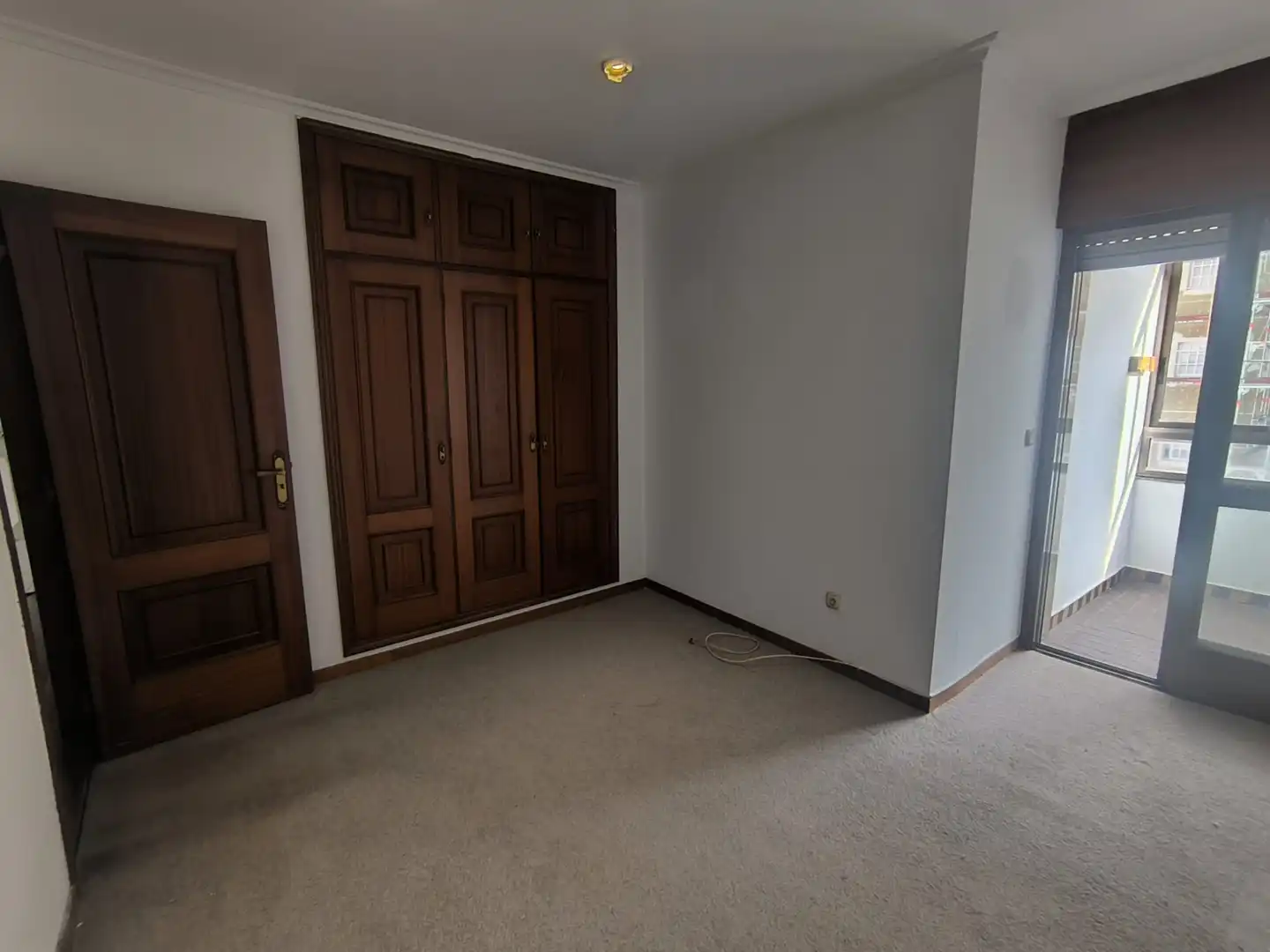 Habitación de Piso en venta en Pontevedra Capital  con Calefacción, Parquet y Trastero