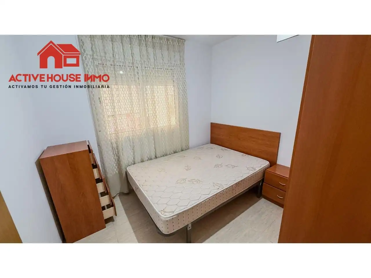 Schlafzimmer von Wohnung zum Verkauf in La Ràpita mit Klimaanlage, Heizung und Abstellraum
