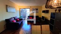 Living room of Flat for sale in  Madrid Capital  with Heating and Terrace