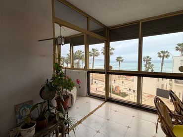 Piso con ascensor en venta en Paseo MARITIMO CDAD DE MELILLA