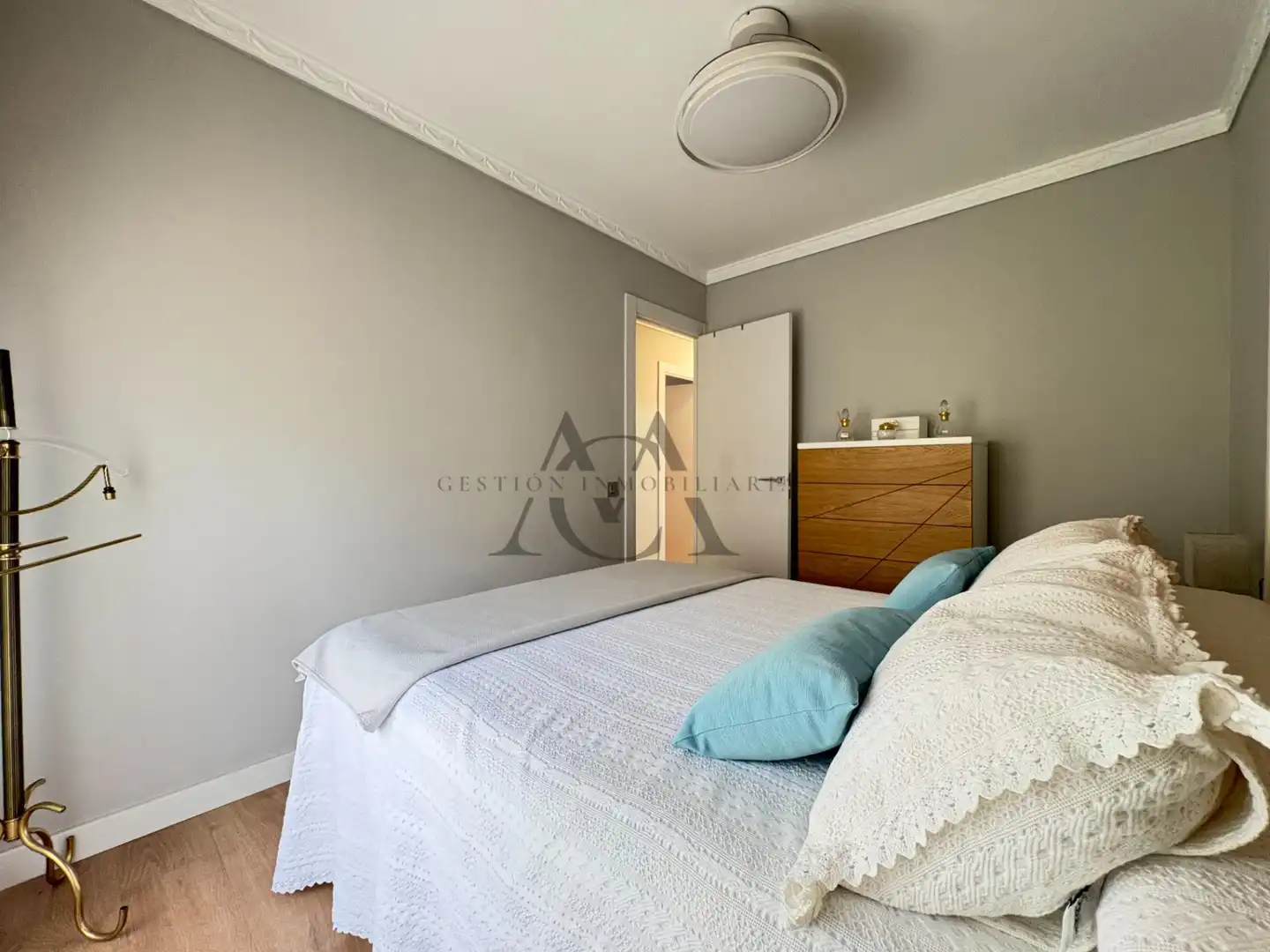 Bedroom of Flat for sale in Lucena  with Air Conditioner, Heating and Terrace