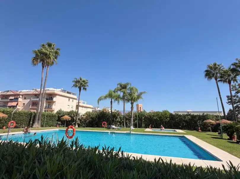 Swimming pool of Flat for sale in Estepona  with Air Conditioner and Terrace