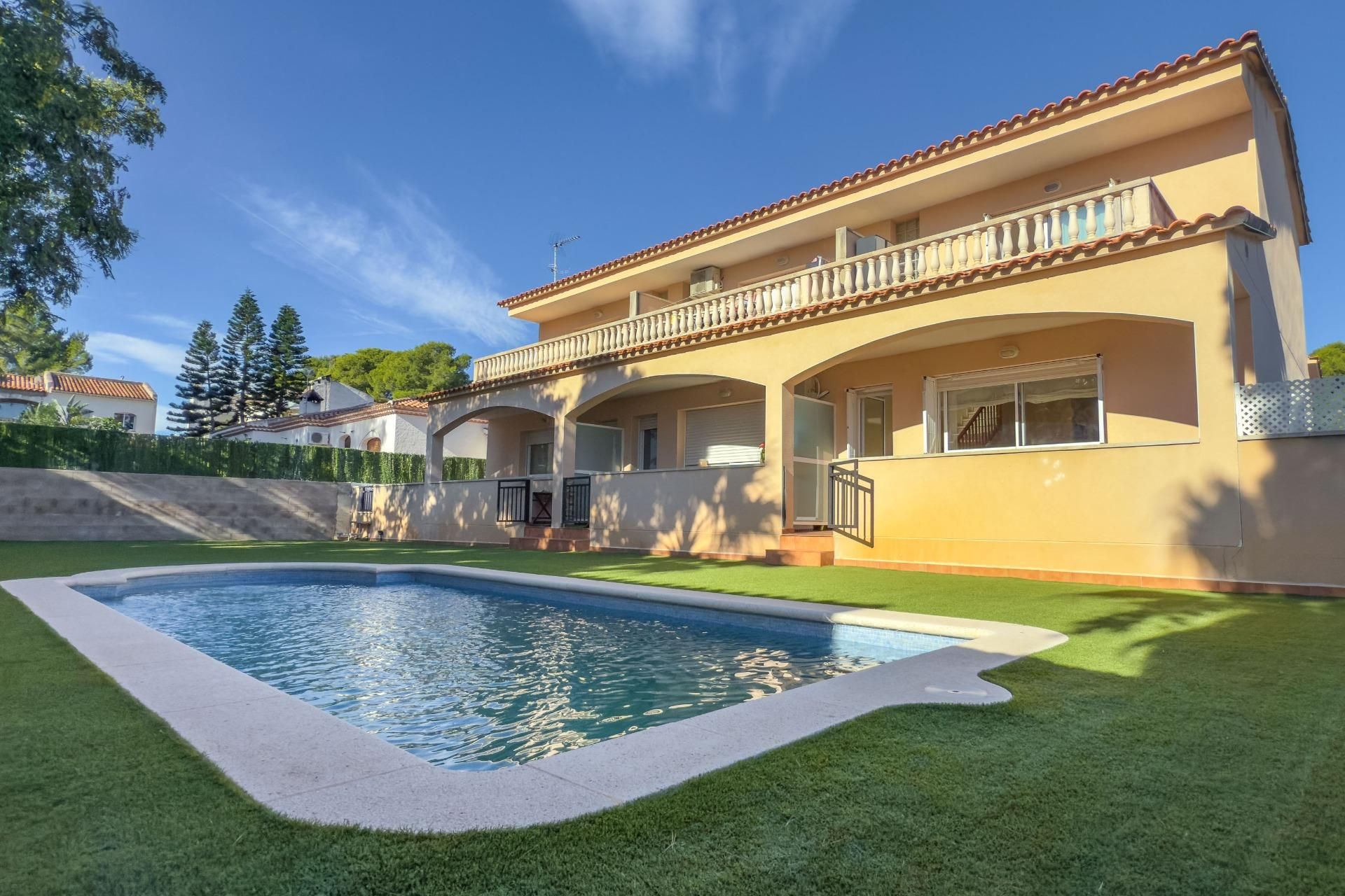 Garden of Single-family semi-detached for sale in Mont-roig del Camp  with Private garden