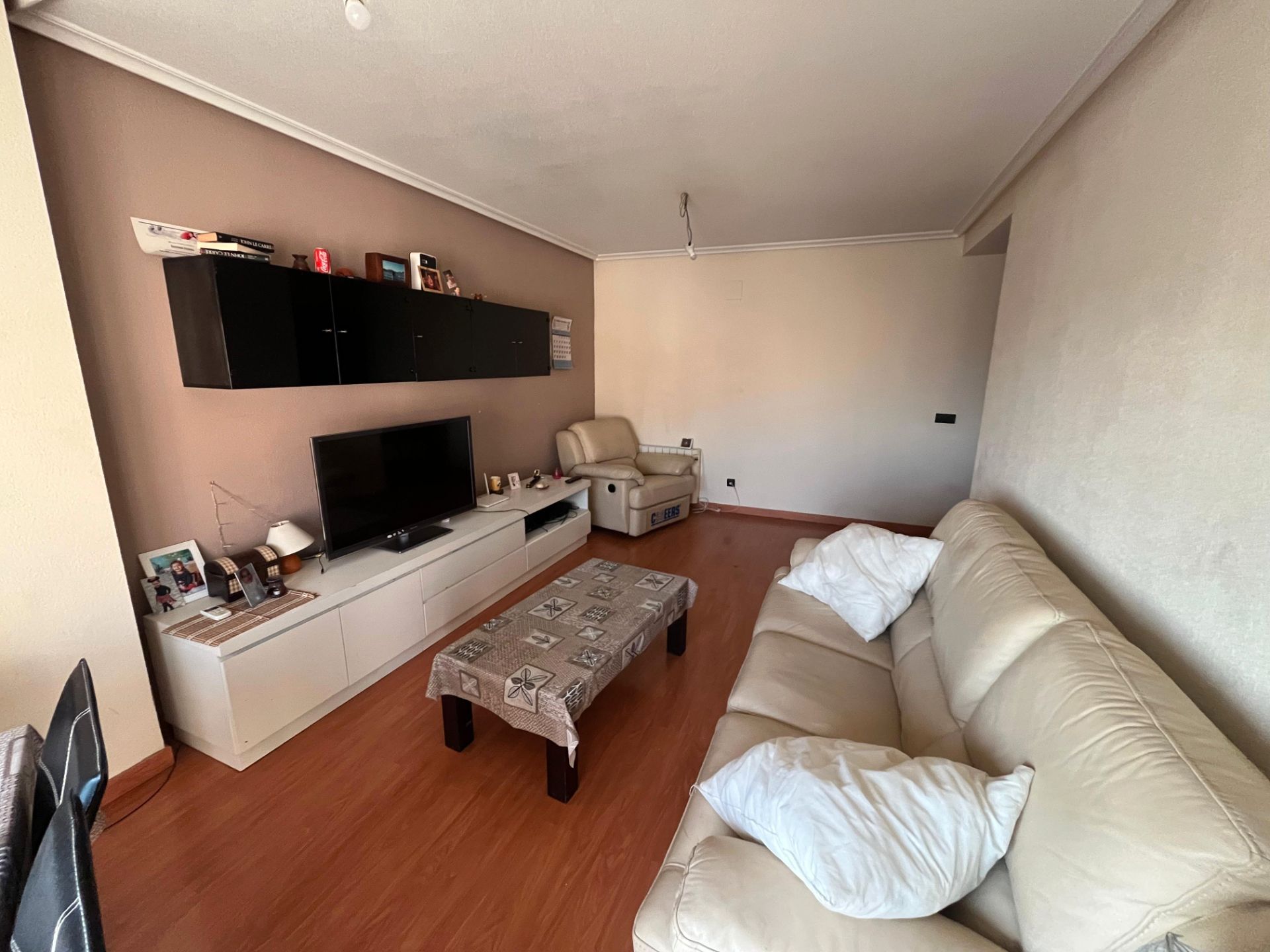 Wohnzimmer von Wohnung zum verkauf in Los Montesinos mit Klimaanlage, Heizung und Parkett