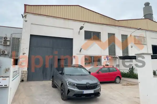 Nau industrial de lloguer a Poligono Mas del Jutge
