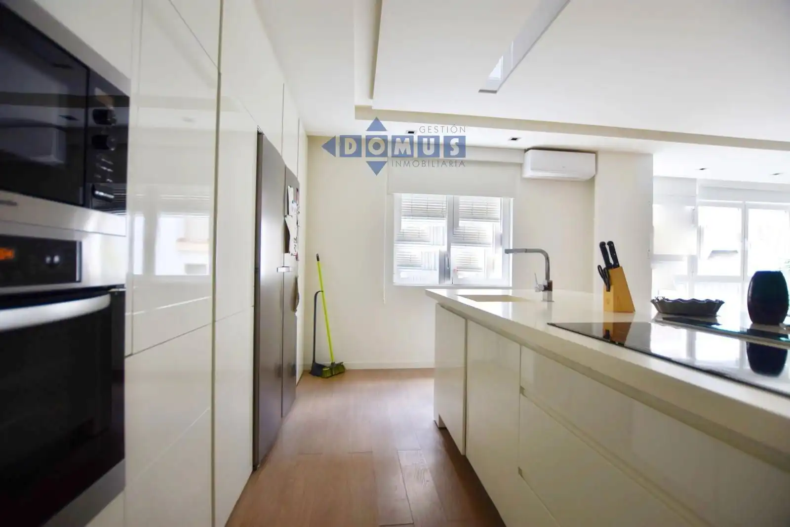 Cocina de Piso en venta en Ronda con Aire acondicionado, Calefacción y Amueblado