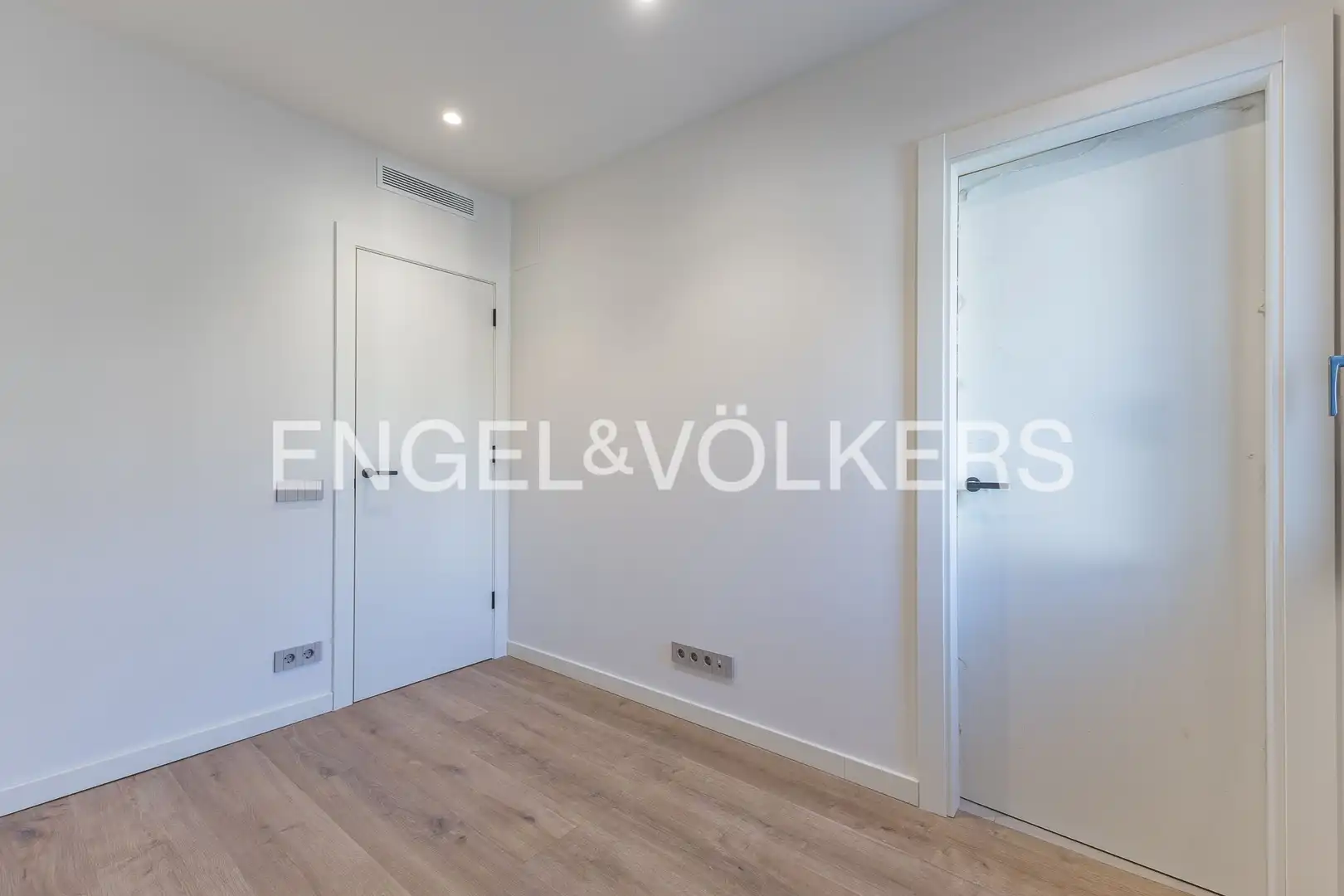 Casa o chalet en venta en Sant Cugat del Vallès con Calefacción, Jardín privado y Parquet