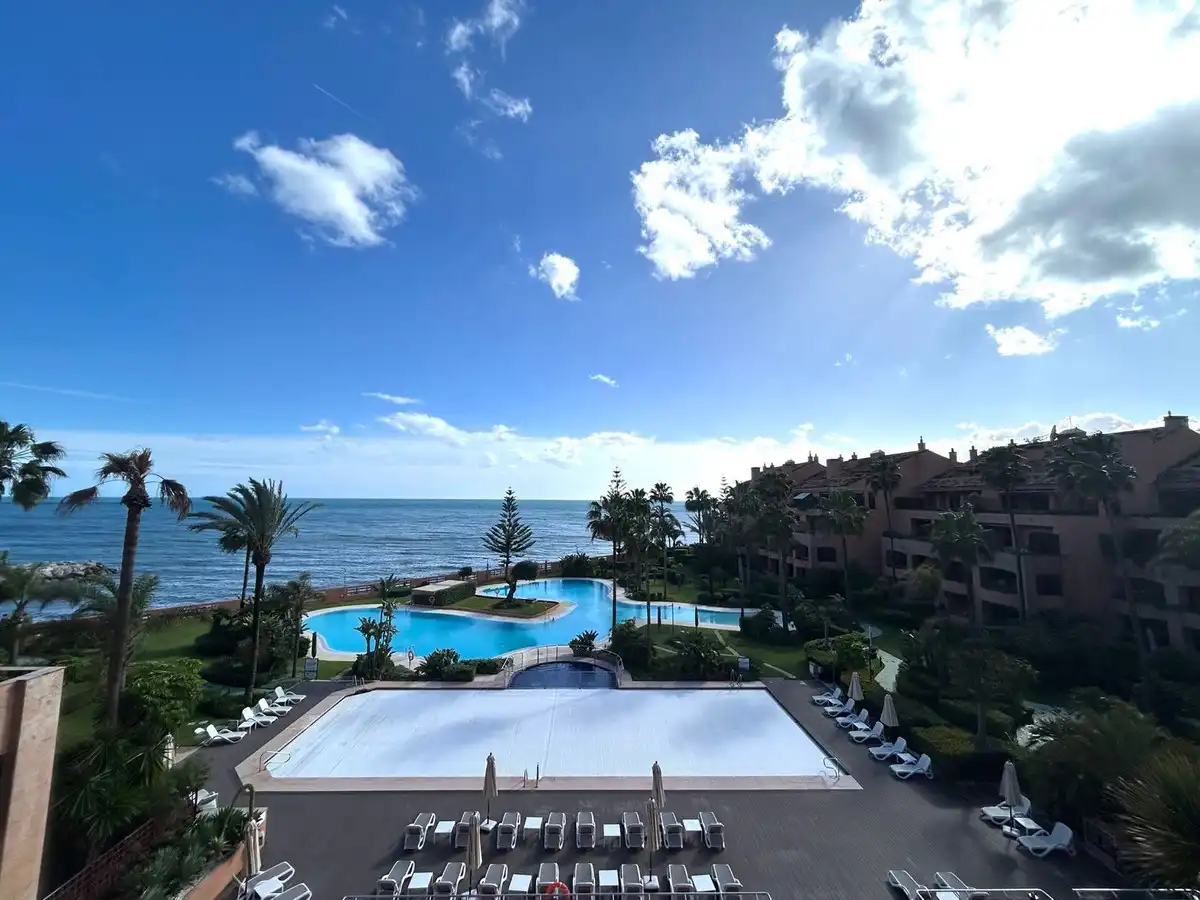 Exterior view of Duplexes for rent in Marbella  with Air Conditioner, Terrace and Furnished
