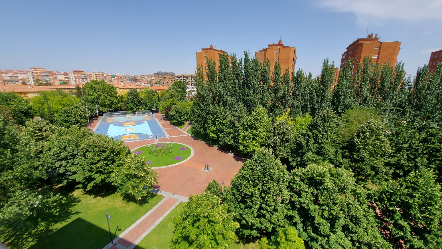 Exterior view of Flat to rent in  Logroño  with Air Conditioner, Heating and Furnished