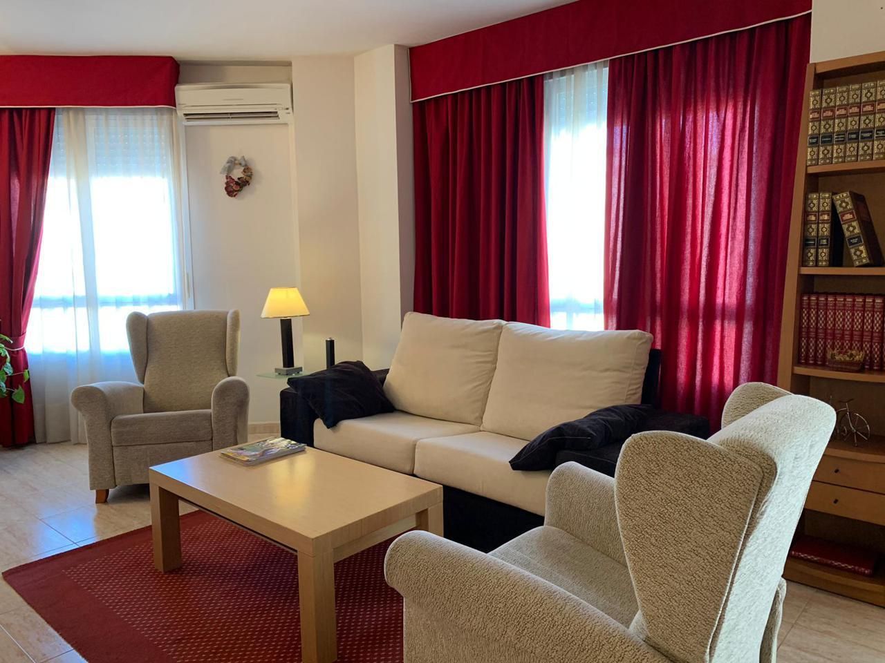 Living room of Flat to rent in Arganda del Rey  with Air Conditioner, Heating and Furnished