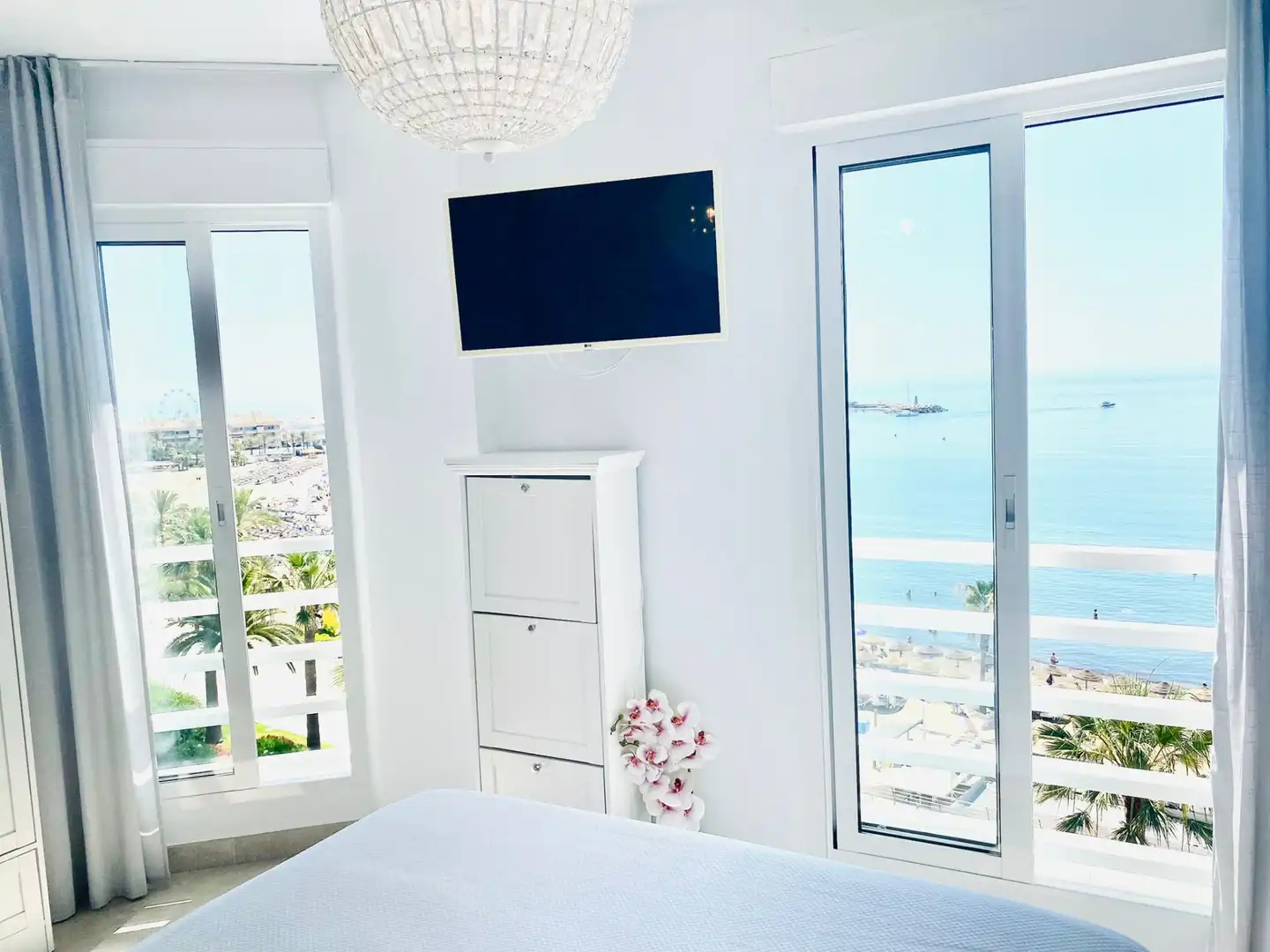 Schlafzimmer von Wohnung zur Miete in Benalmádena mit Klimaanlage, Terrasse und Möbliert