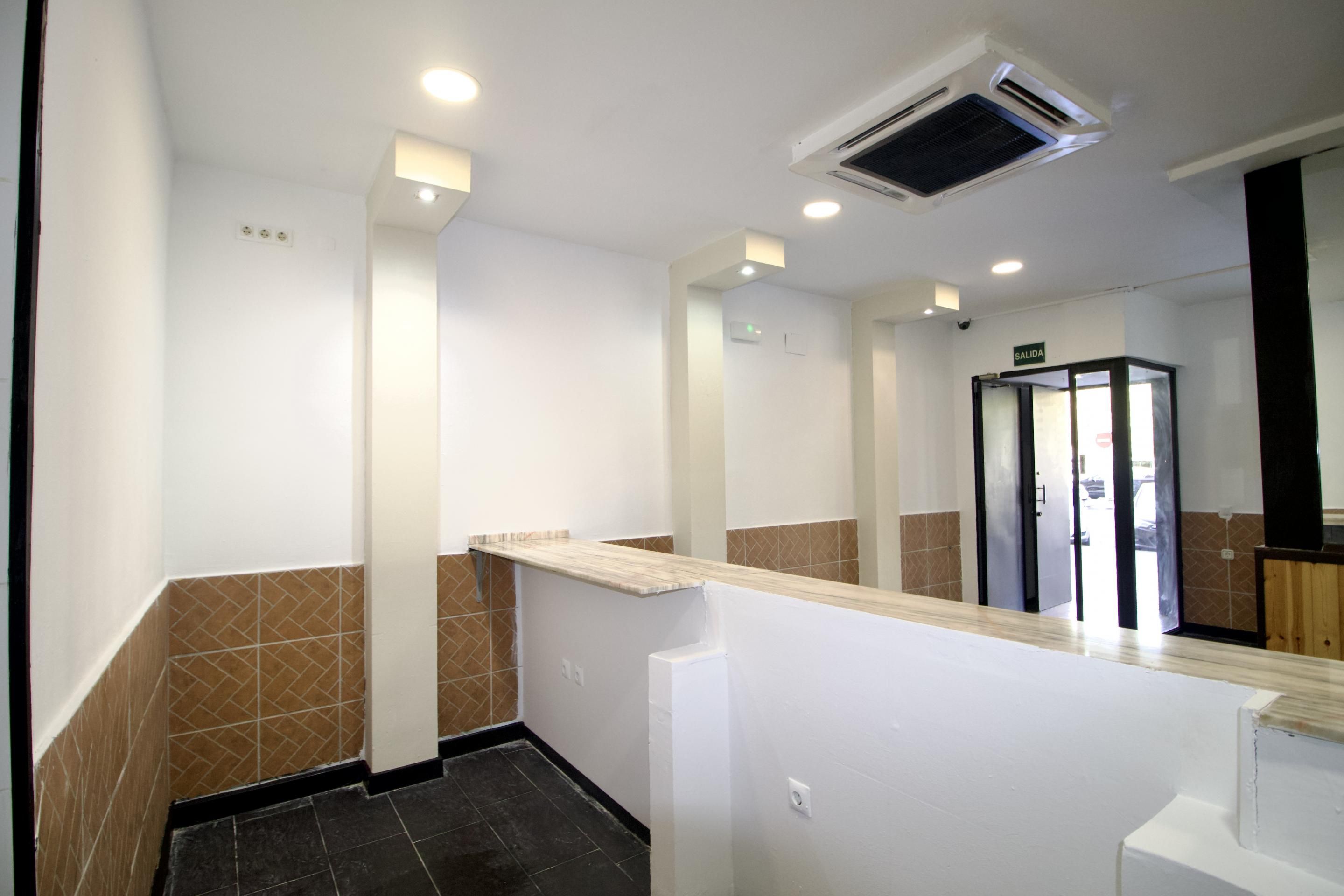 Premises for sale in Badajoz Capital  with Air Conditioner