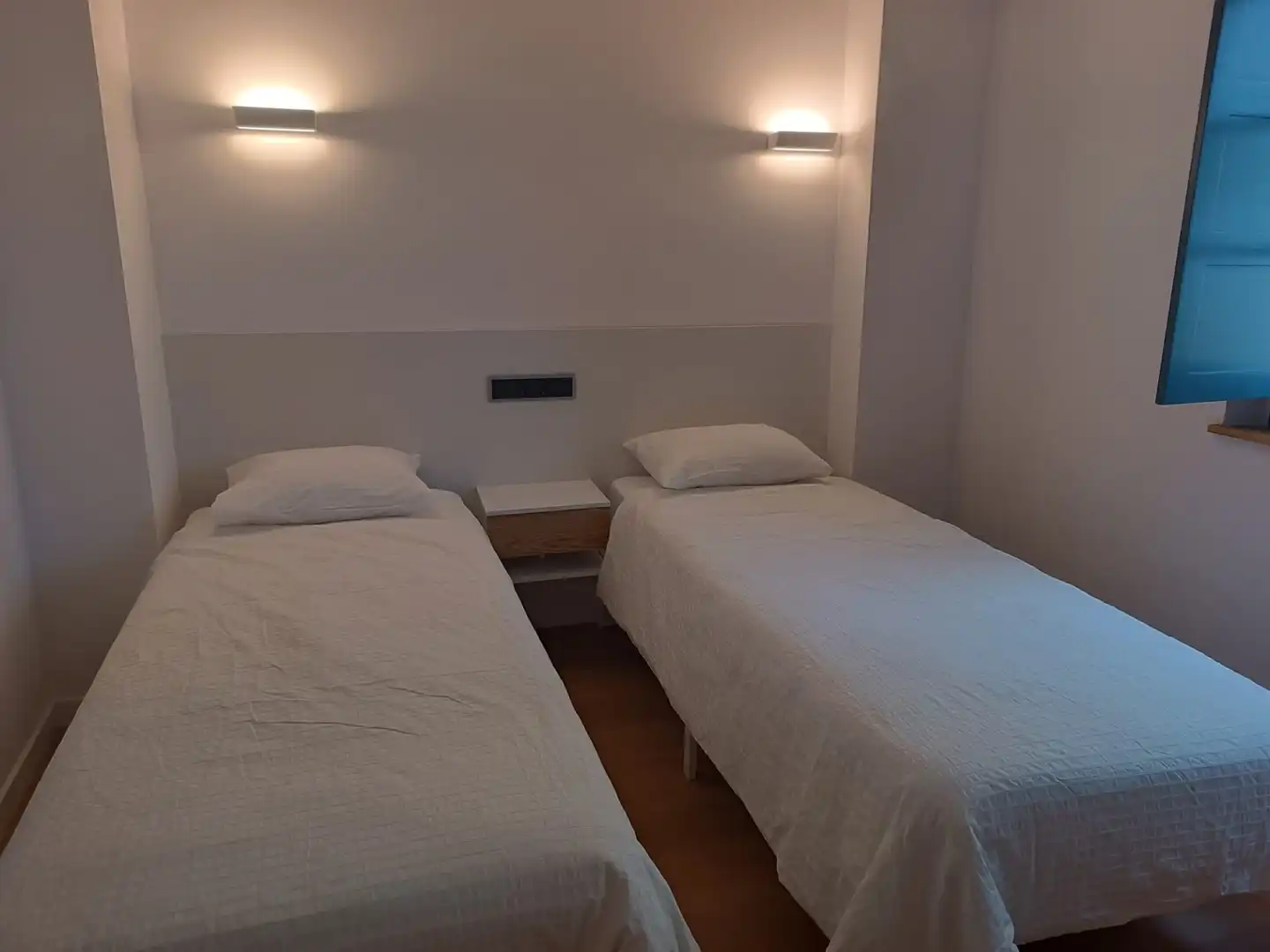 Habitación de Casa adosada en venta en Castropol con Aire acondicionado, Calefacción y Terraza
