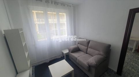 Foto 2 de Piso de alquiler en Calle Carriona, Villalegre - La Luz, Avilés