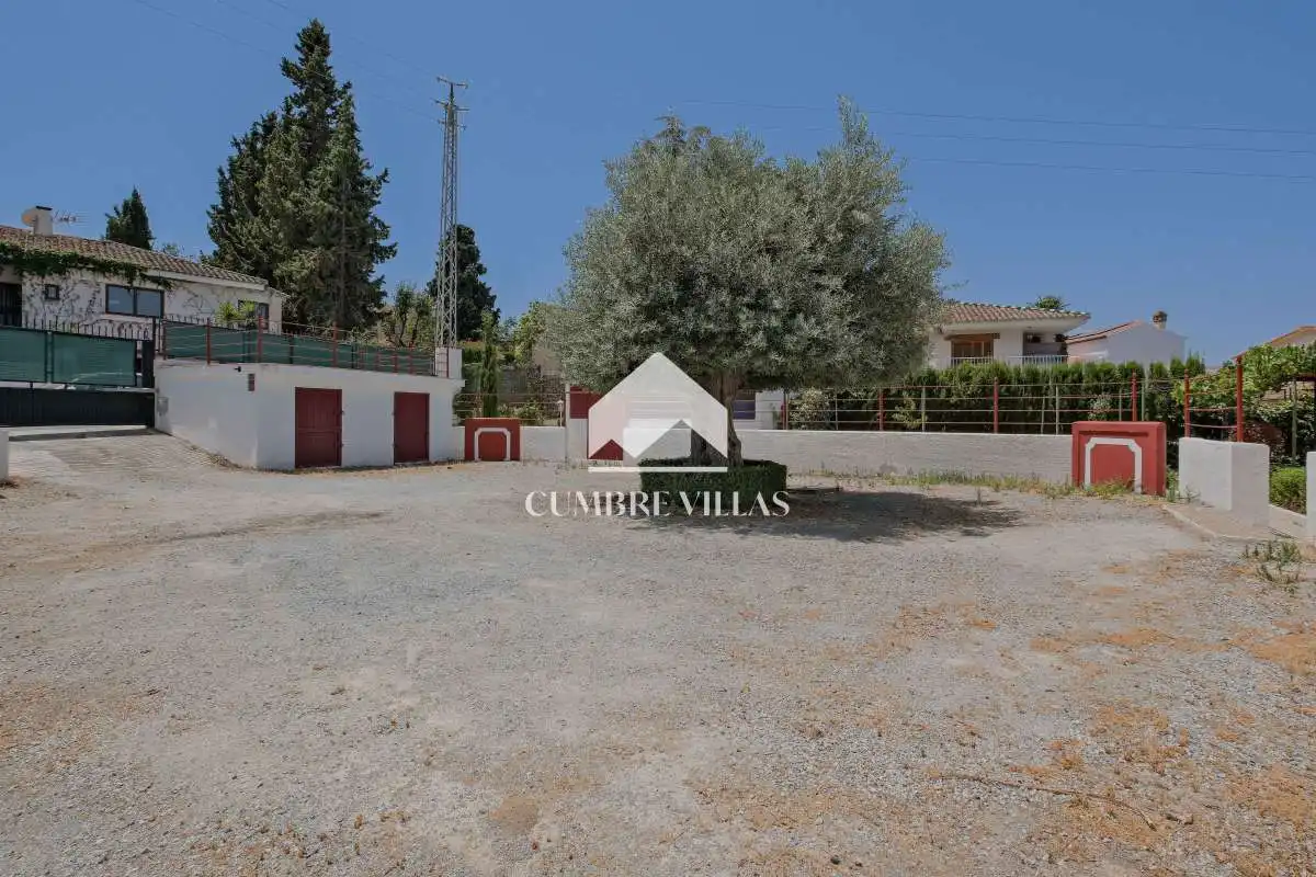 Exterior view of Houses for sale in Gójar  with Heating, Private garden and Terrace