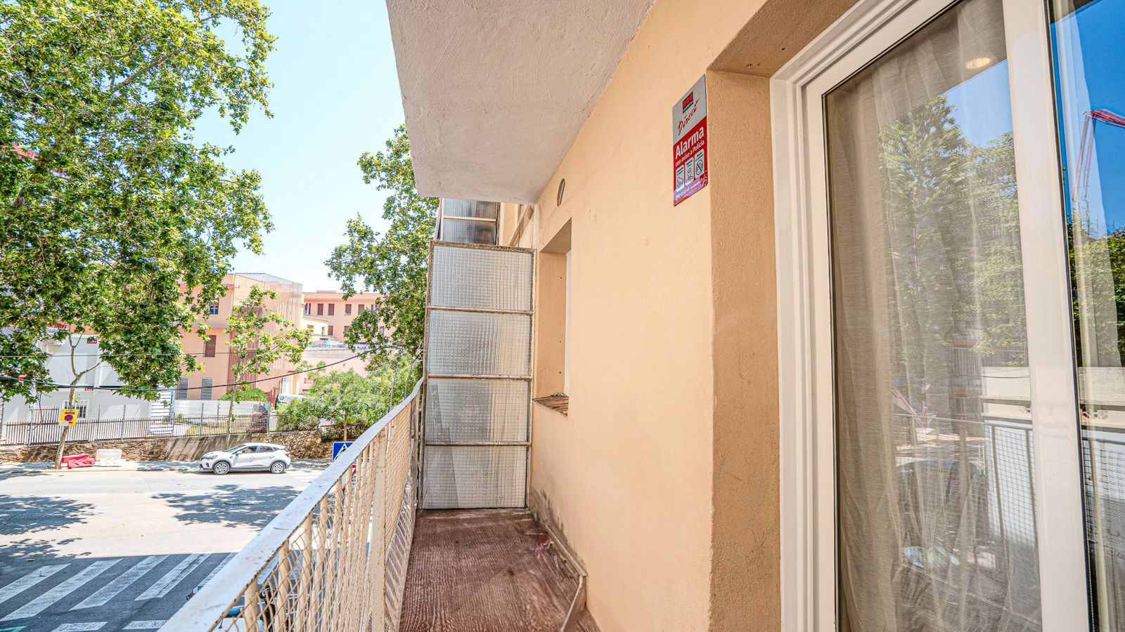 Terrassa de Pis en venda en  Barcelona Capital amb Forn i Balcó
