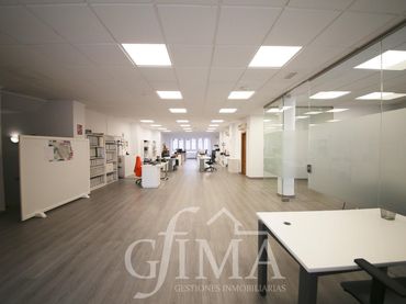 Local comercial de lloguer a Tomelloso