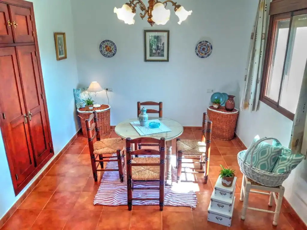Comedor de Finca rústica en venta en Benamargosa con Aire acondicionado, Jardín privado y Terraza