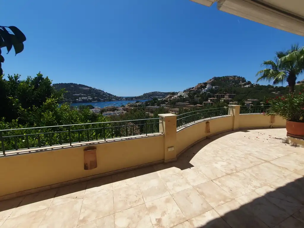 Chalet con piscina en venta en Es Camp de Mar, imagen 11