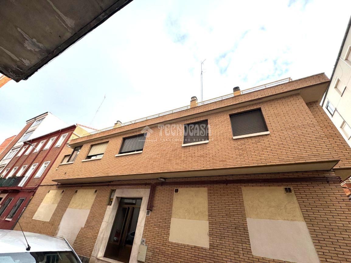 Vista exterior de Pis en venda en Valladolid Capital amb Calefacció i Traster