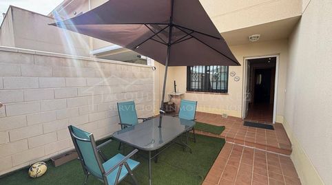 Foto 2 de Casa adosada en venta en La Montaña - El Cortijo, Aranjuez