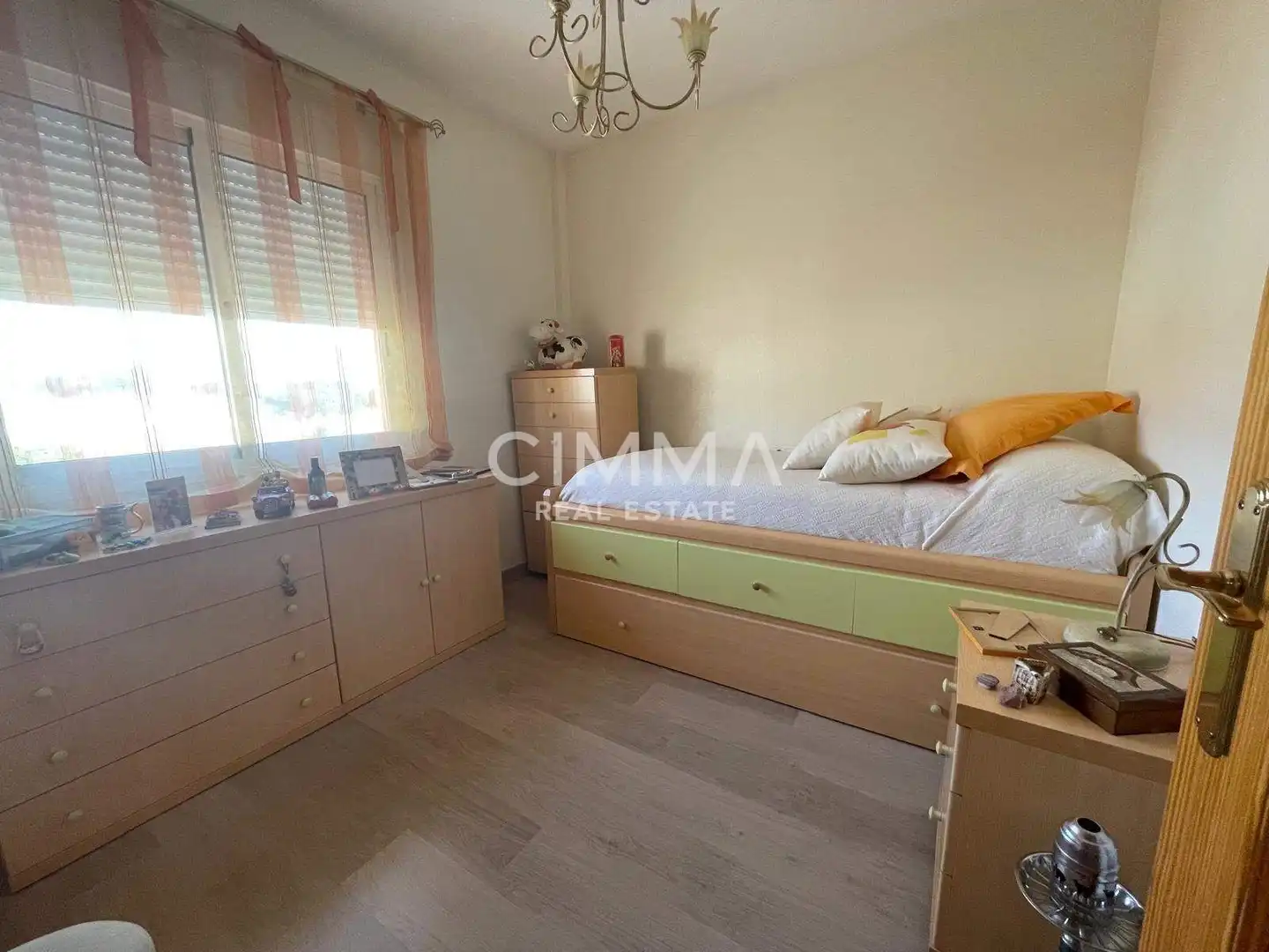 Dormitori de Casa o xalet en venda en La Nucia amb Aire condicionat, Jardí privat i Terrassa