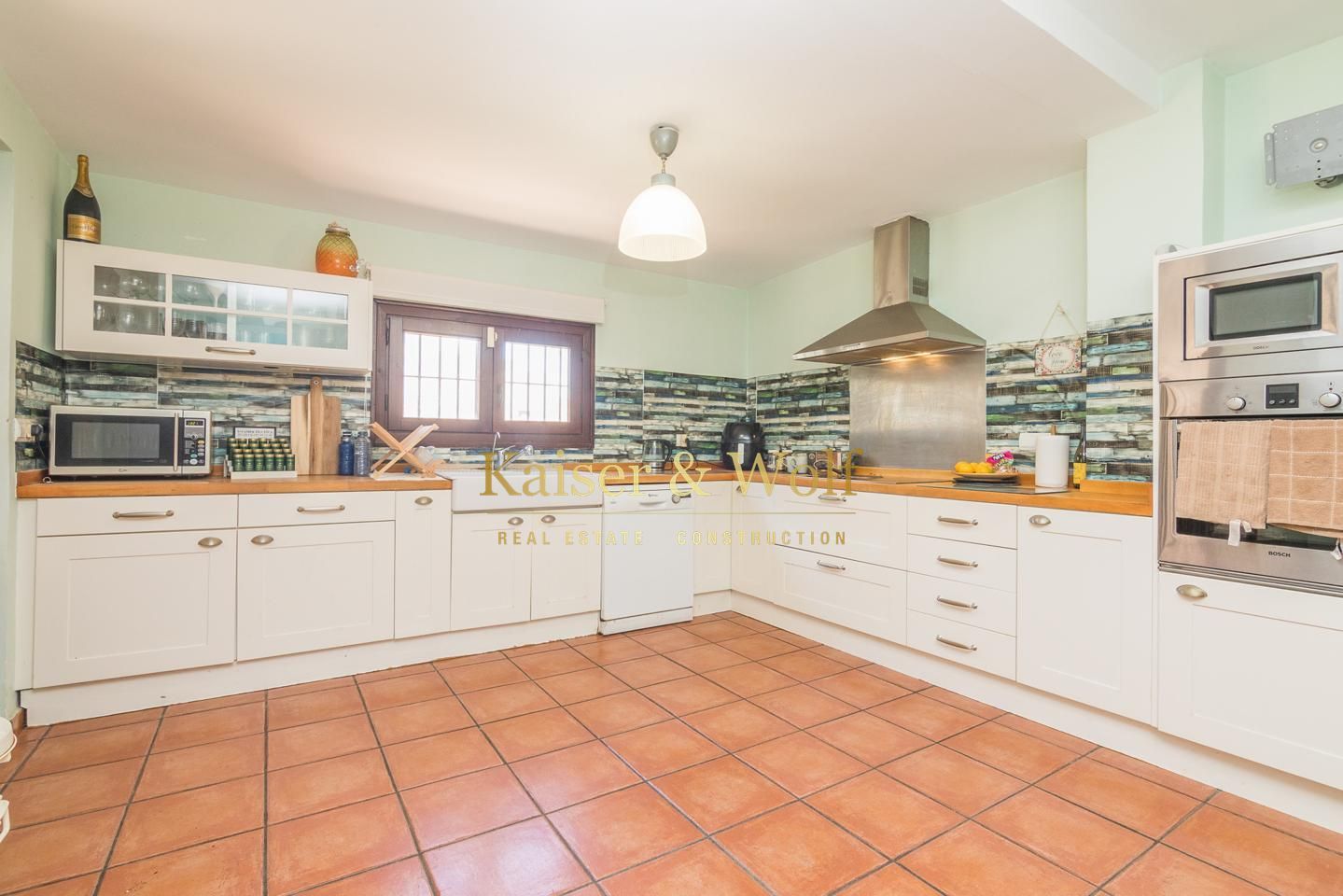 Kitchen of House or chalet for sale in Santa Pola  with Air Conditioner, Private garden and Parquet flooring