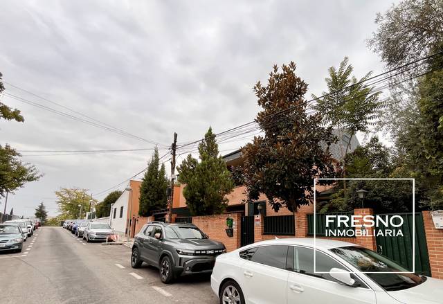 Casa adosada en Venta en Calle de Rafael Villa en La Florida -  El  Plantío