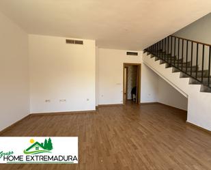 Casa o xalet en venda en Mérida amb Aire condicionat, Calefacció i Terrassa