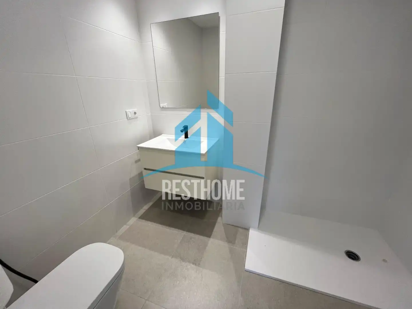 Bathroom of Attic for sale in Cullera  with Air Conditioner, Terrace and Storage room