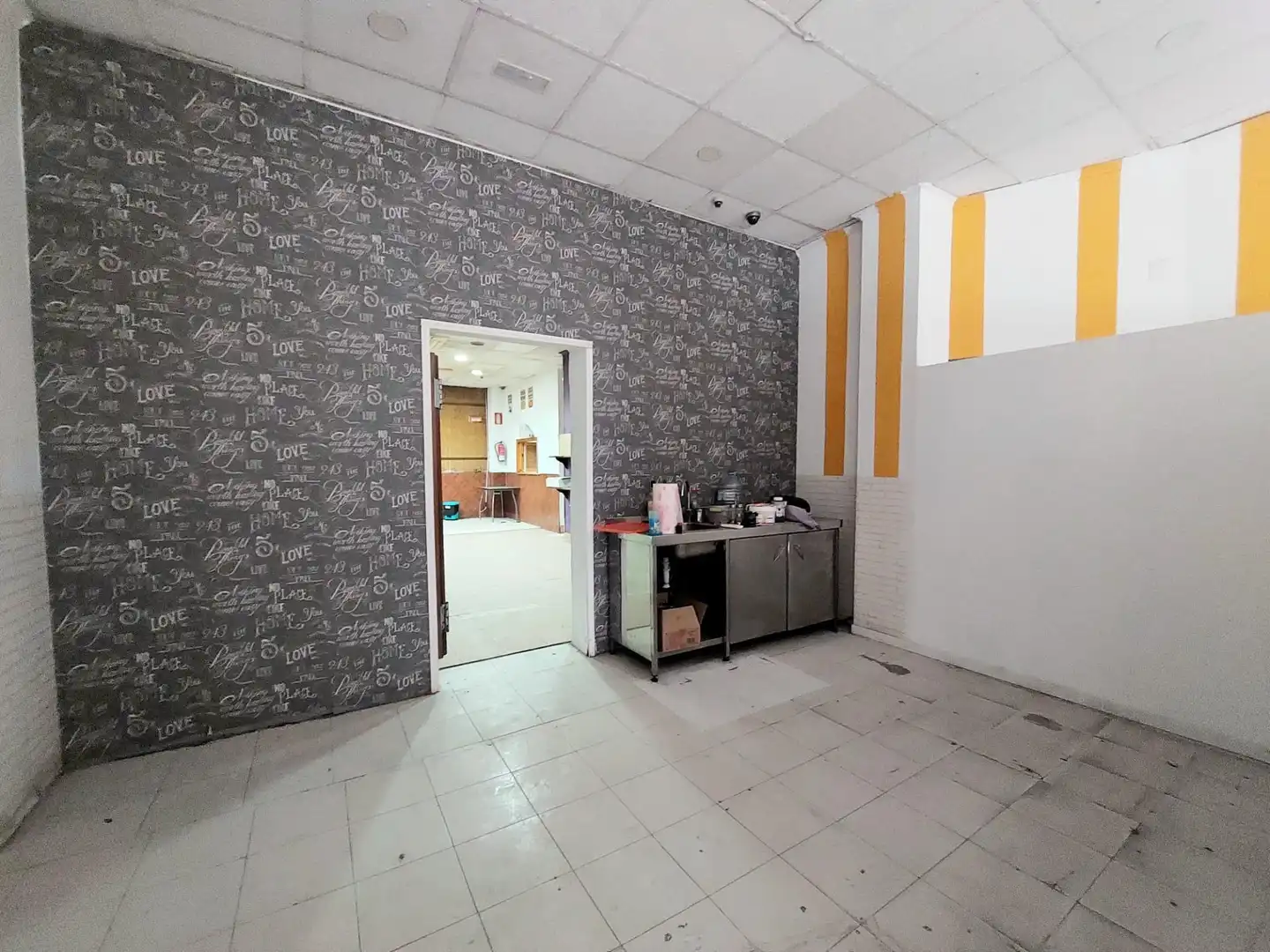 Commercial properties for rent in Murcia  with Air Conditioner