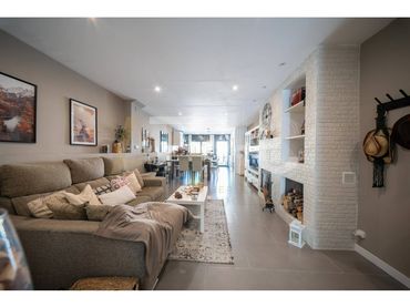 Casa con giardino in vendita a Calle Agnès Armengol 33