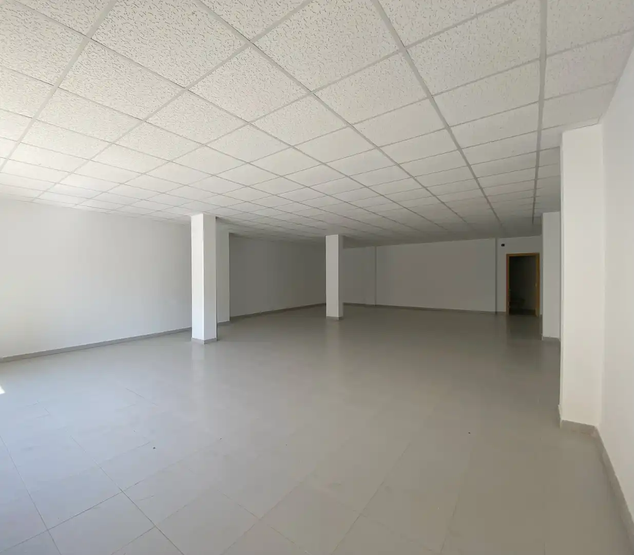 Local comercial en venta en Carrer de Juan Ramon Jiménez, imagen 3