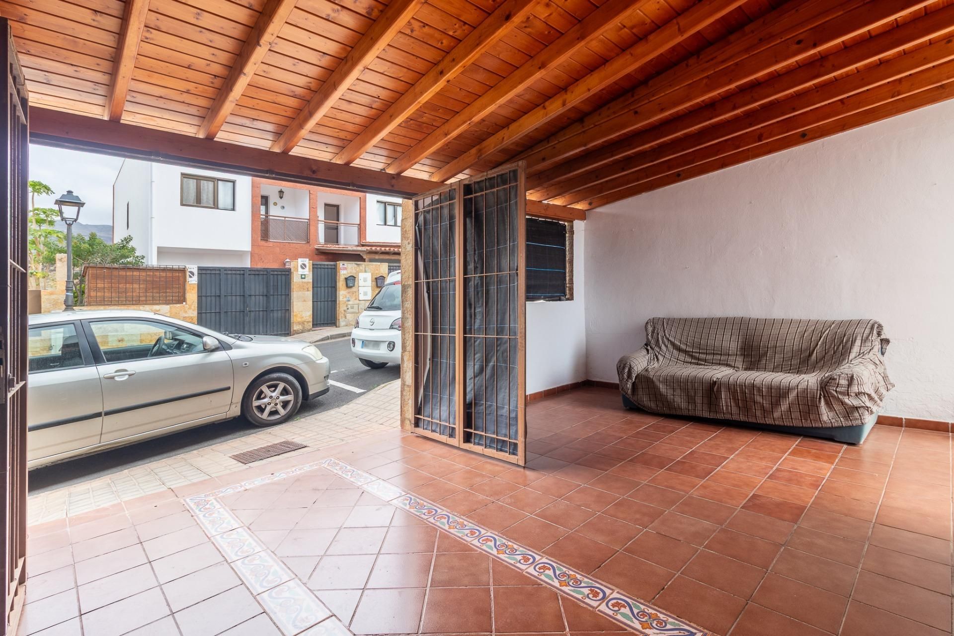 Exterior view of House or chalet for sale in Agaete  with Terrace, Storage room and Balcony