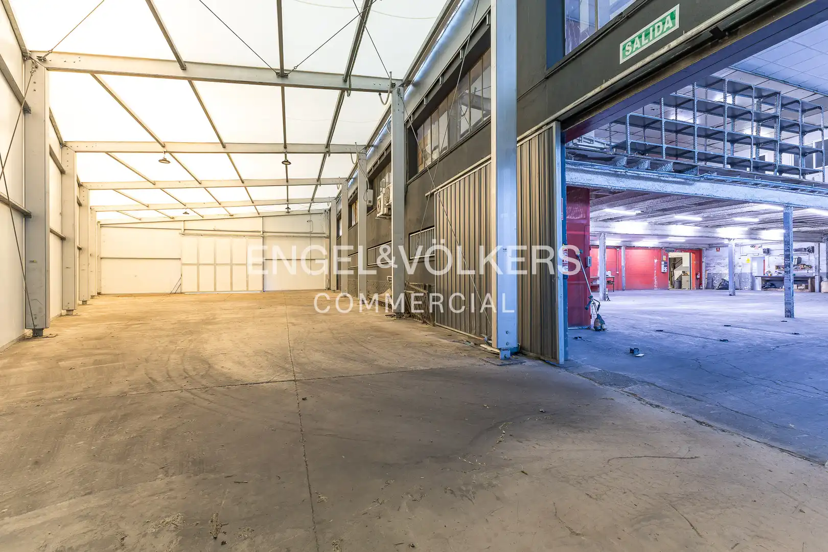 Nau industrial en venda en El Prat de Llobregat
