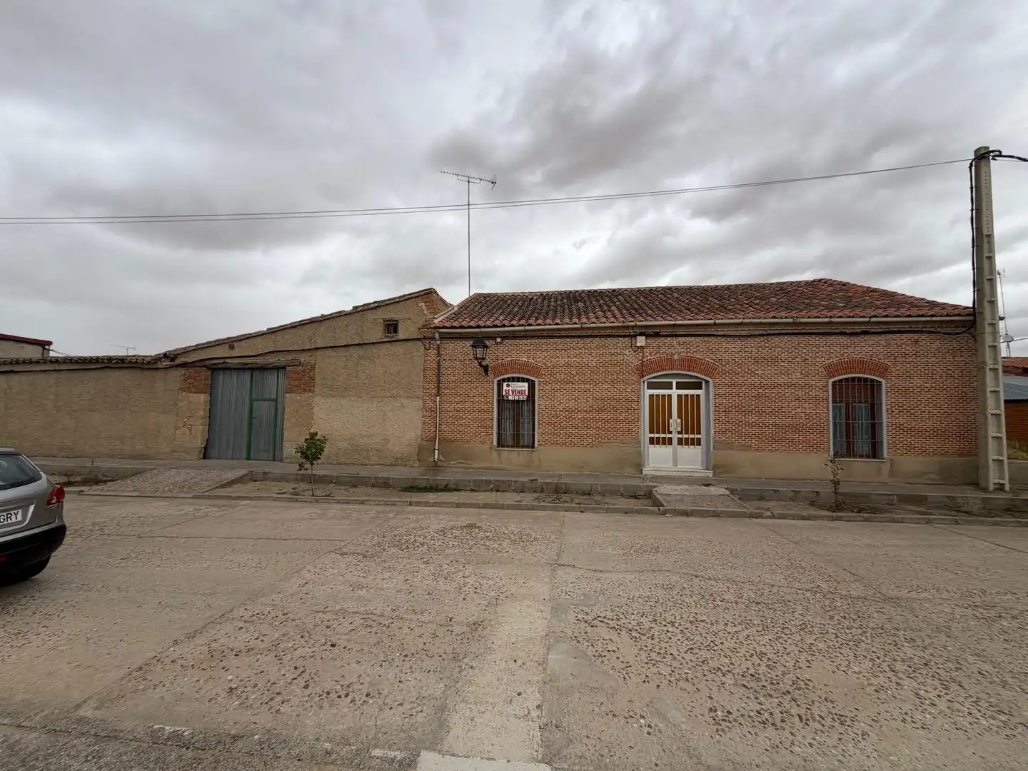 Vista exterior de Finca rústica en venta en Tarazona de Guareña con Trastero y Amueblado