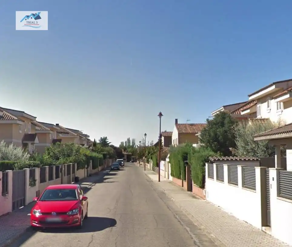 Xalet amb piscina en venda a Calle DALI, imagen 2
