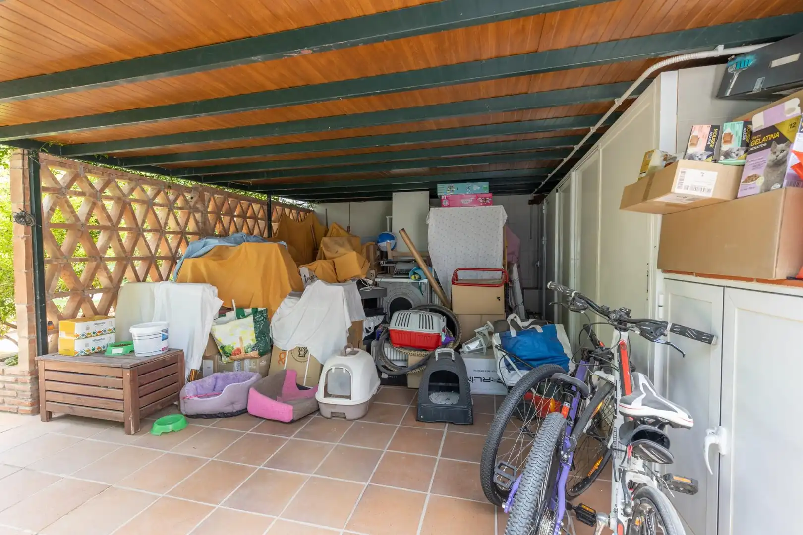 Aparcament de Casa o xalet en venda en La Zubia amb Aire condicionat, Calefacció i Jardí privat